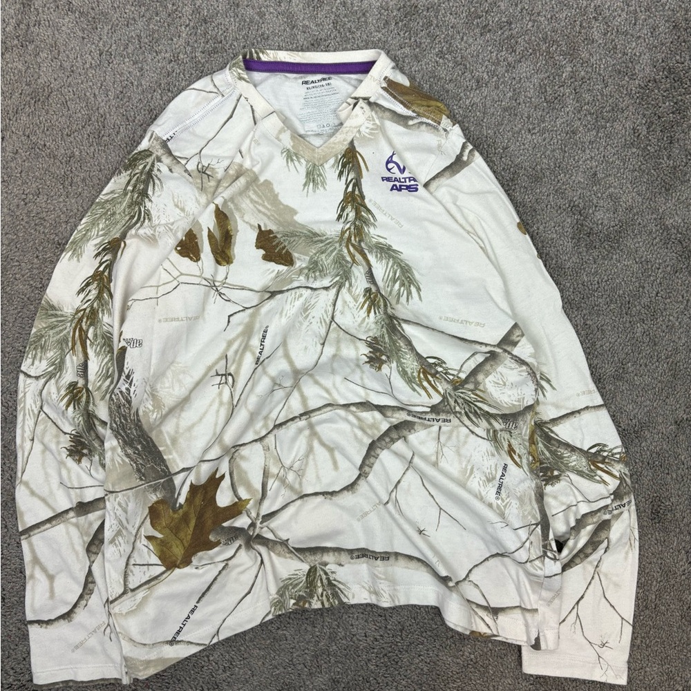 Womens realtree camo‎ v neck long sleeve tshirt